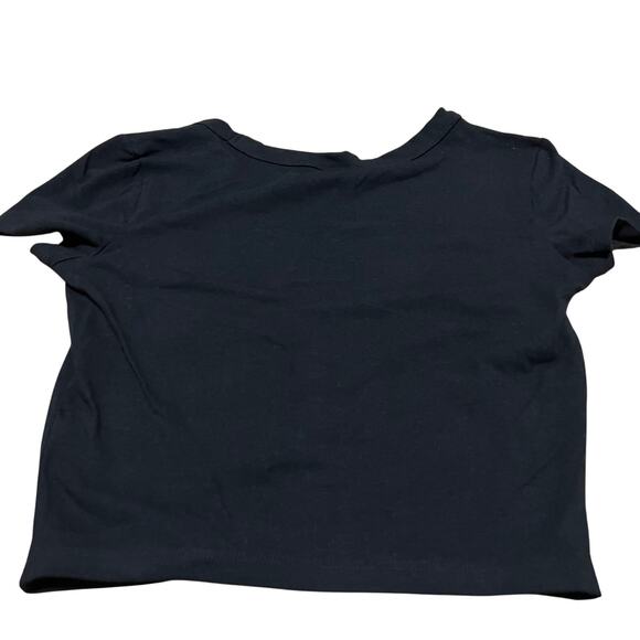 Wild Fable Women's Black Short Sleeve V-Neck Cropped T-Shirt - Size XS - NWT - Picture 6 of 7